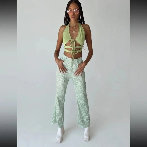 Princess Polly Pants - NWT PRINCESS POLLY- Silky leopard print bell bottoms size 2